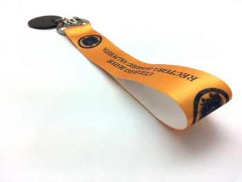 llaveros-de-tela-personalizados--llaveros-Colegio-Mayor-sublimados-pulseradetela-es